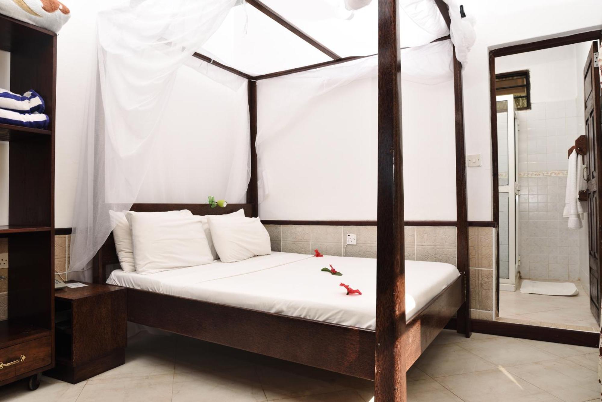 Mnarani Beach Hotel Nungwi Pokój zdjęcie