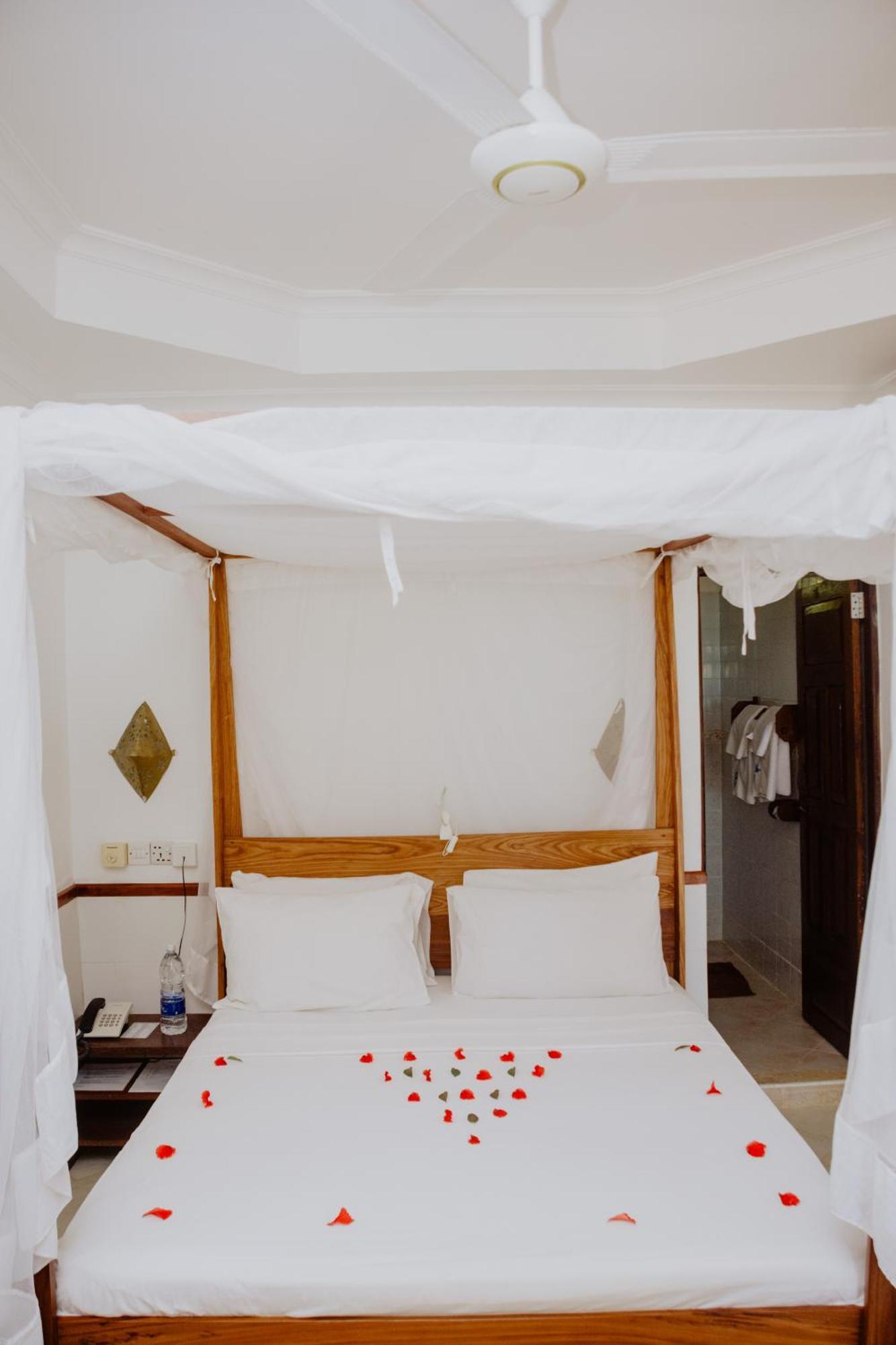 Mnarani Beach Hotel Nungwi Zewnętrze zdjęcie